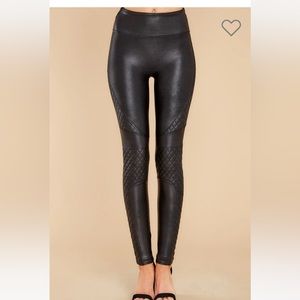 Faux Leather Very Black Quilted Leggings
SPANX size L